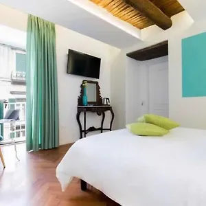 https://euphoria-al-duomo.hotels-amalfi.com