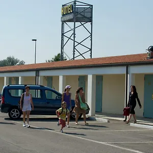 Autohotel Отель